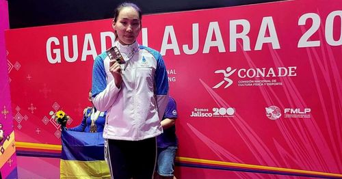 О.Төгс-Эрдэнэ хүндийн өргөлтийн залуучуудын ДАШТ-ээс хүрэл медаль хүртлээ 